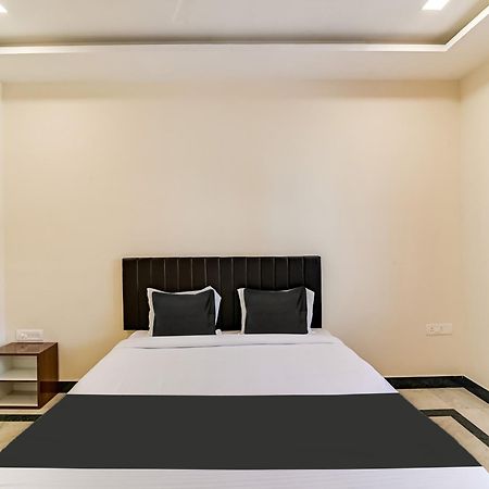 Hotel O Rj Royal Inn Vellore Zewnętrze zdjęcie